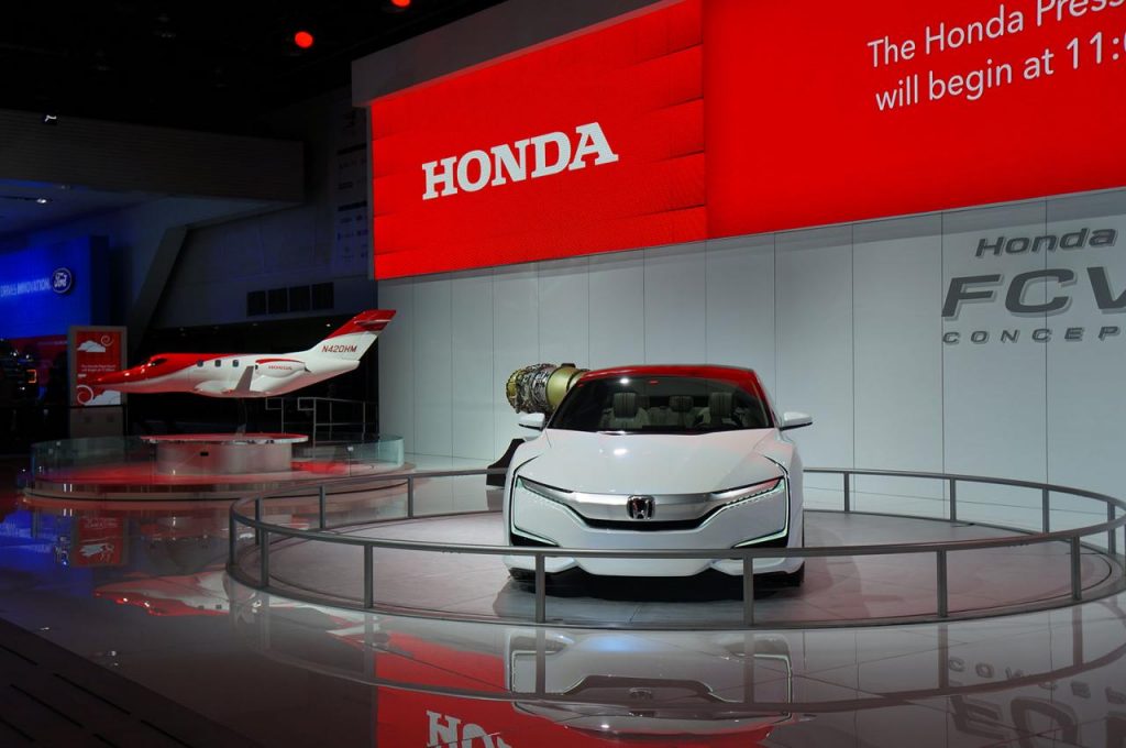 hd-dtroit_2015_live_honda_fcv_concept_1-13