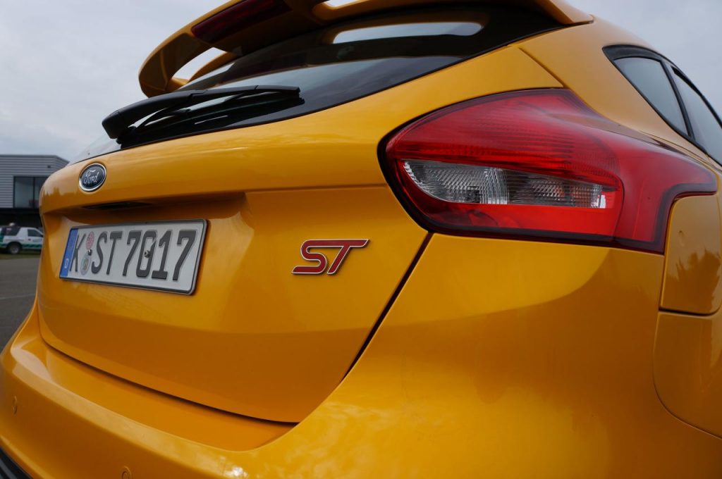 hd-essai_ford_focus_st_accomplie_1-11