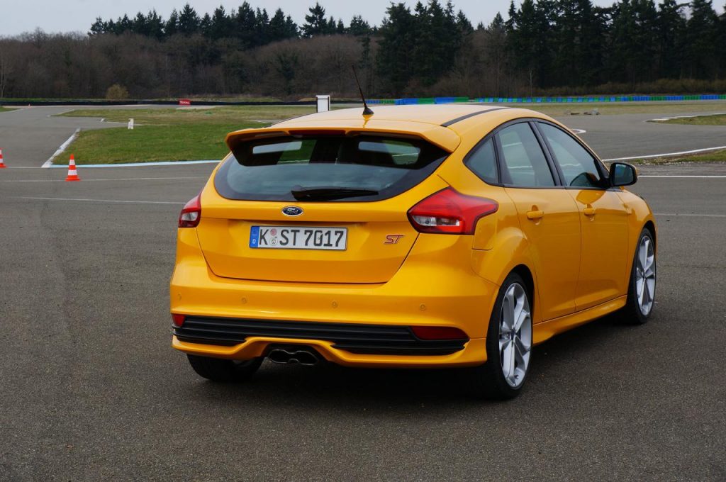 hd-essai_ford_focus_st_accomplie_1-12