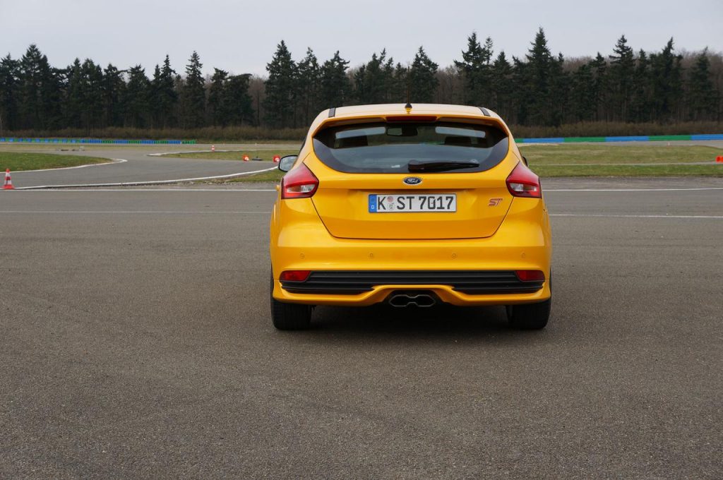 hd-essai_ford_focus_st_accomplie_1-14