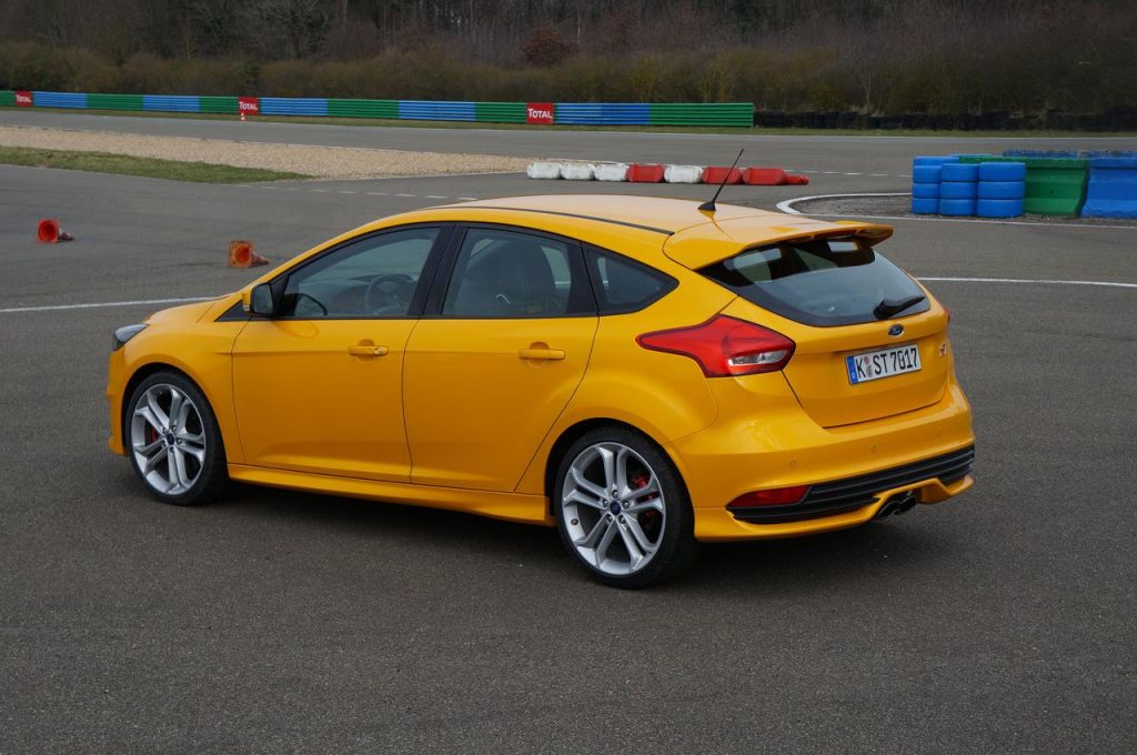 hd-essai_ford_focus_st_accomplie_1-16