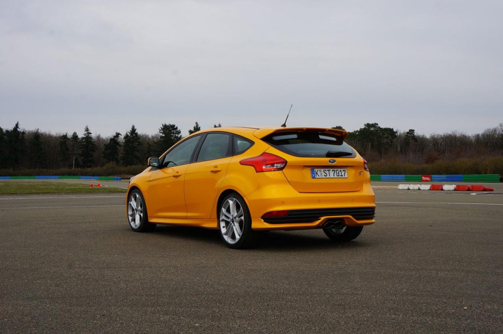 hd-essai_ford_focus_st_accomplie_1-18