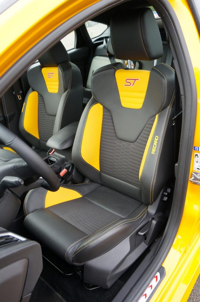 hd-essai_ford_focus_st_accomplie_1-4