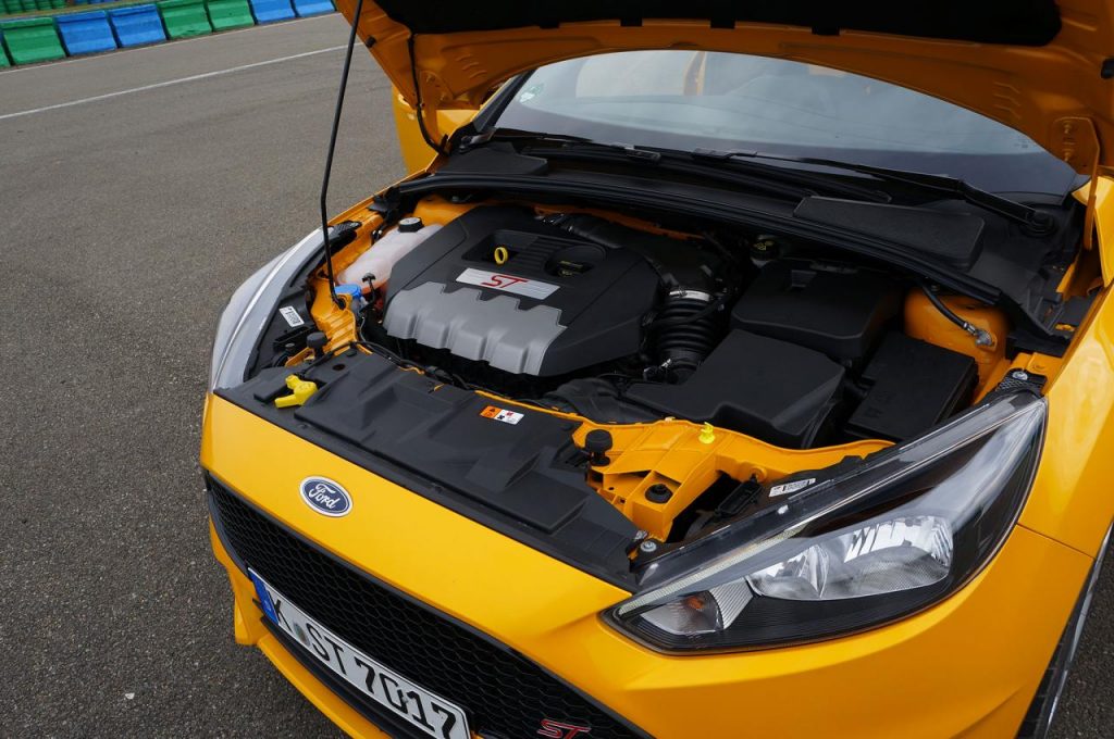 hd-essai_ford_focus_st_accomplie_1-8