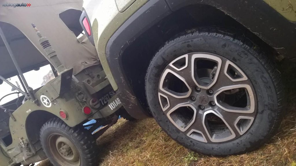 hd-essai_jeep_renegade_pour_bousculer_l_ordre_tabli_1-25