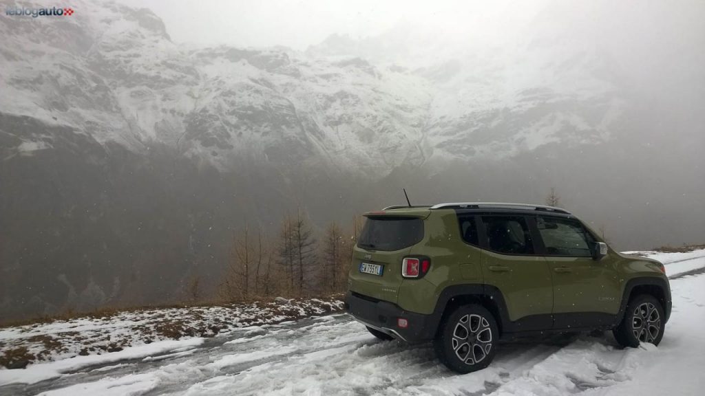 hd-essai_jeep_renegade_pour_bousculer_l_ordre_tabli_1-33