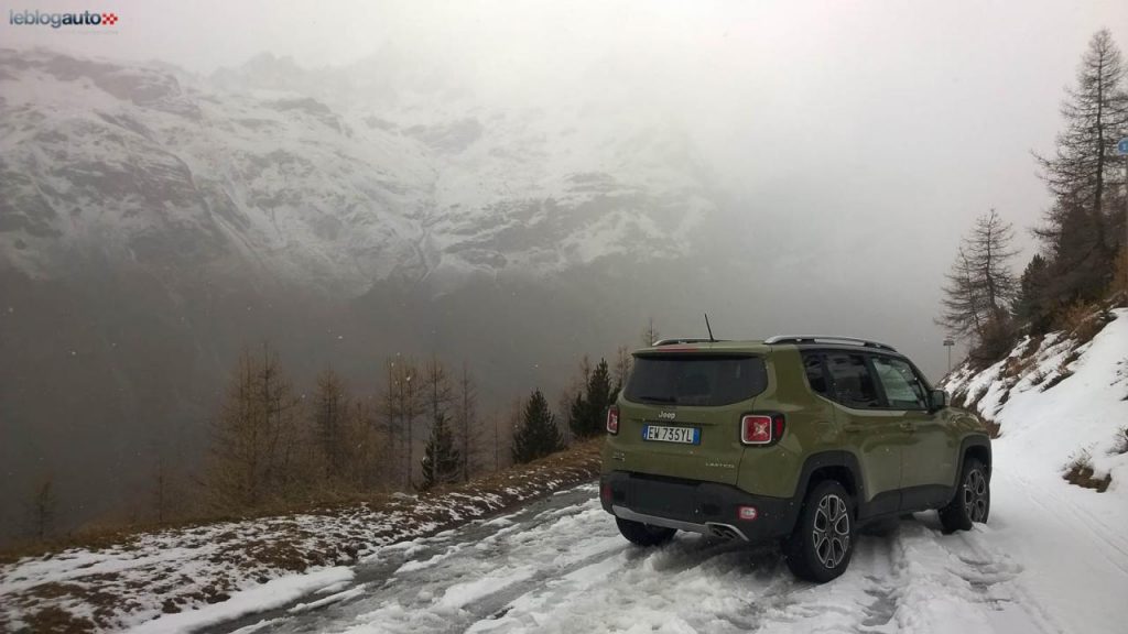 hd-essai_jeep_renegade_pour_bousculer_l_ordre_tabli_1-34