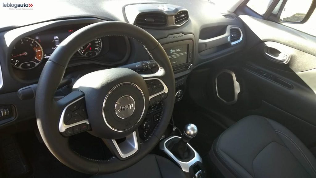 hd-essai_jeep_renegade_pour_bousculer_l_ordre_tabli_1-6