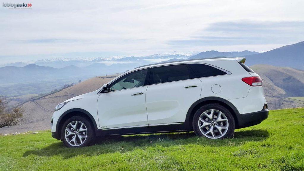 hd-essai_kia_sorento_2015_le_suv_premium_selon_kia_1-11