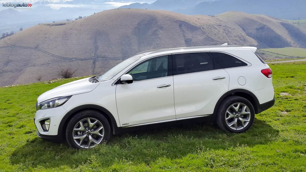 hd-essai_kia_sorento_2015_le_suv_premium_selon_kia_1-14