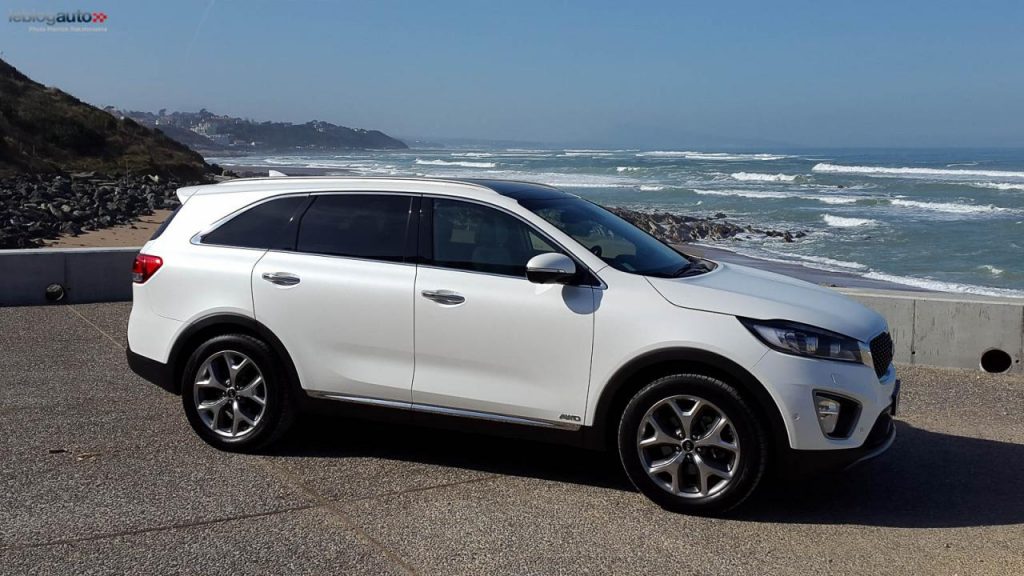 hd-essai_kia_sorento_2015_le_suv_premium_selon_kia_1-17
