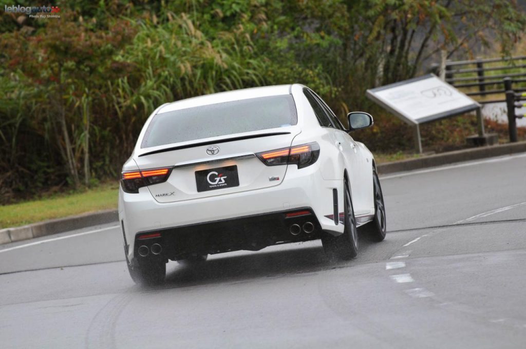 hd-essai_toyota_mark_x_g_s_savoir_faire_2_2_1-32