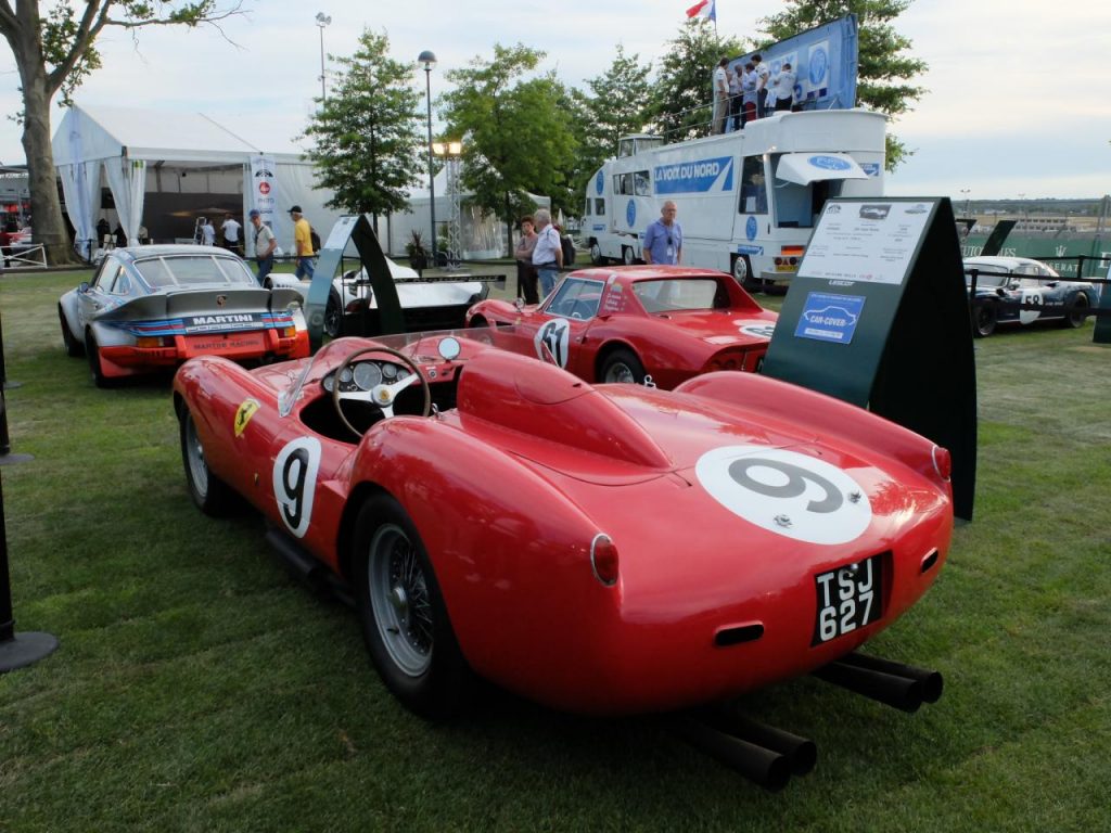 hd-ferrari_au_mans_classic_le_rouge_est_mis_1-2