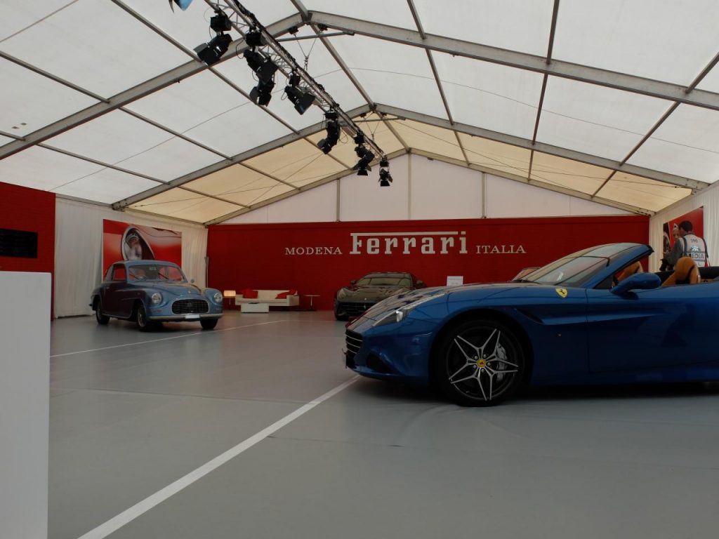 hd-ferrari_au_mans_classic_le_rouge_est_mis_1-32