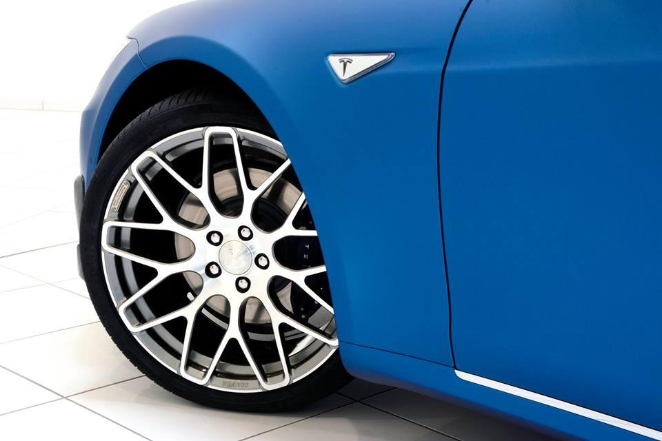 hd-francfort_2015_brabus_tesla_model_s_1-19
