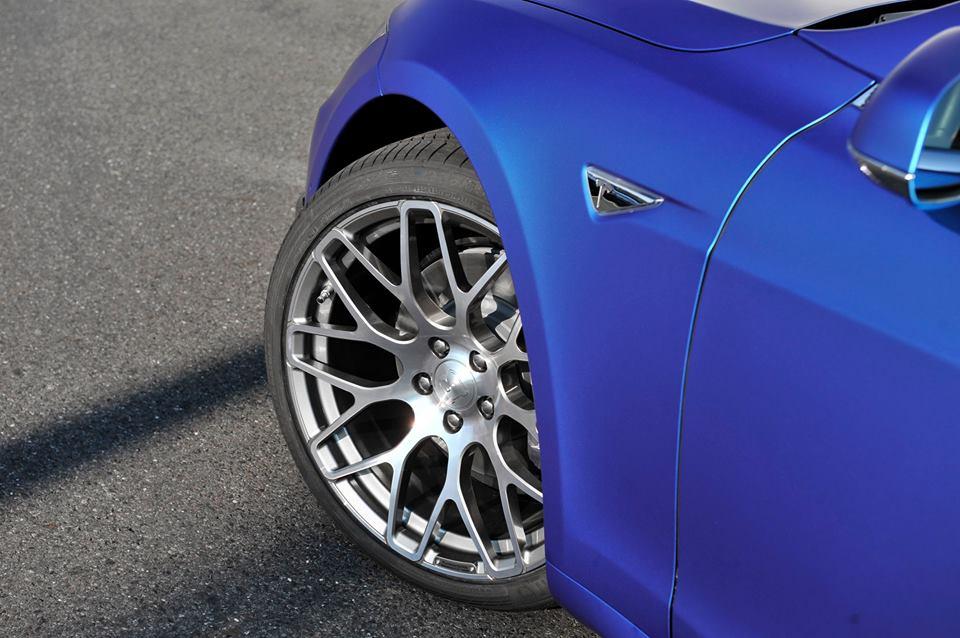 hd-francfort_2015_brabus_tesla_model_s_1-3