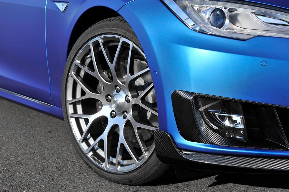 hd-francfort_2015_brabus_tesla_model_s_1-4