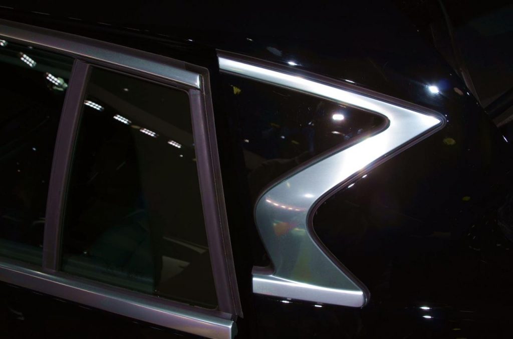 hd-francfort_2015_live_infiniti_q30_1-1