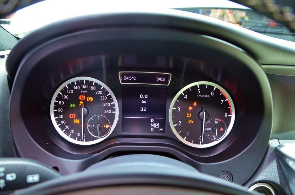 hd-francfort_2015_live_infiniti_q30_1-10