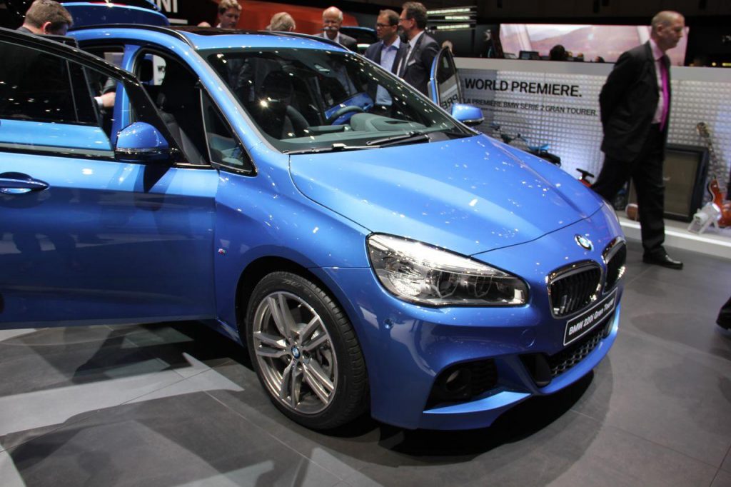 hd-genve_2015_live_bmw_srie_2_gran_tourer_1
