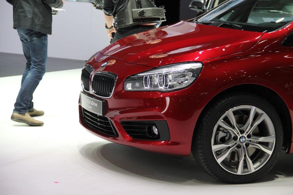 hd-genve_2015_live_bmw_srie_2_gran_tourer_1-16