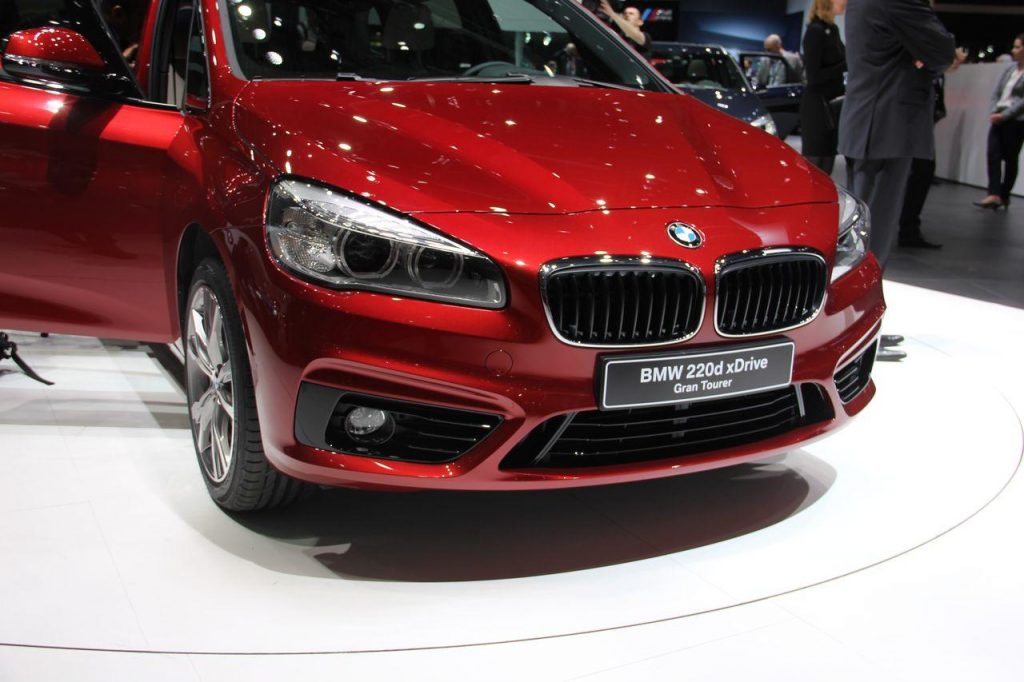 hd-genve_2015_live_bmw_srie_2_gran_tourer_1-4