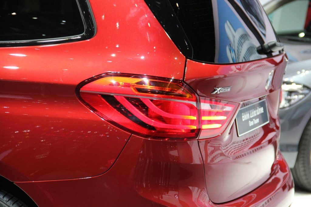 hd-genve_2015_live_bmw_srie_2_gran_tourer_1-8