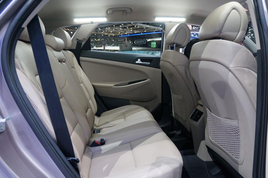 hd-genve_2015_live_hyundai_tucson_1-2