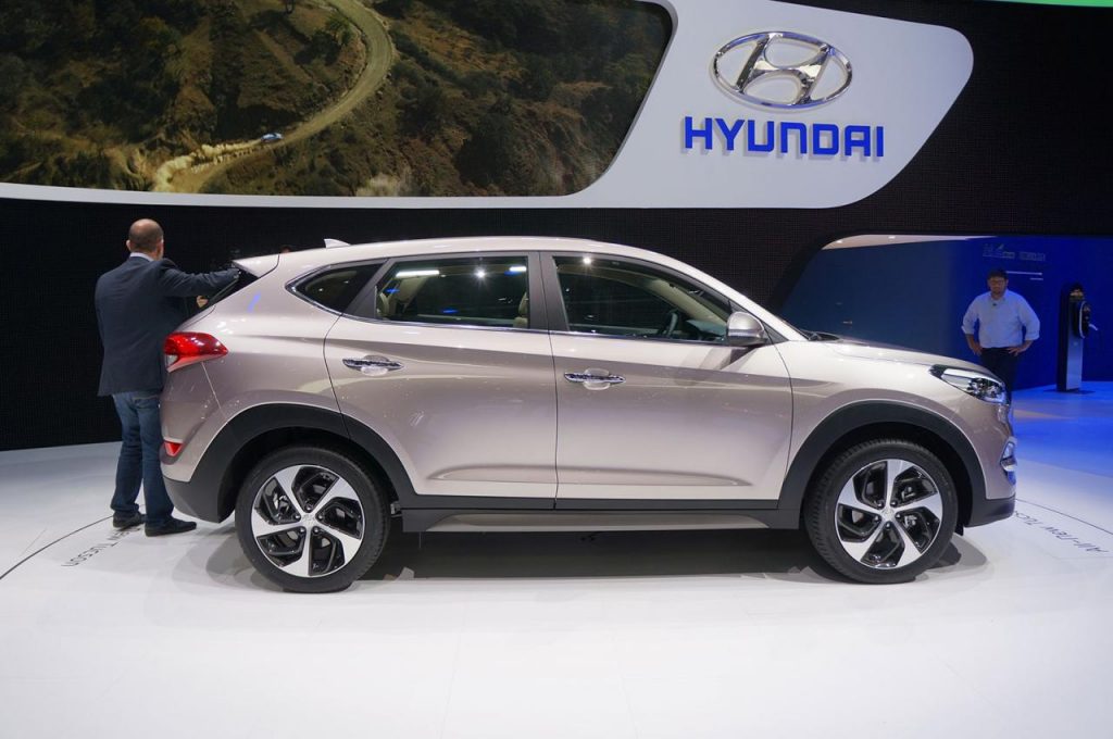 hd-genve_2015_live_hyundai_tucson_1-3