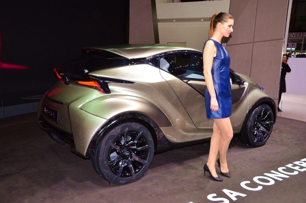 hd-genve_2015_live_lexus_lf_sa_concept_1-12