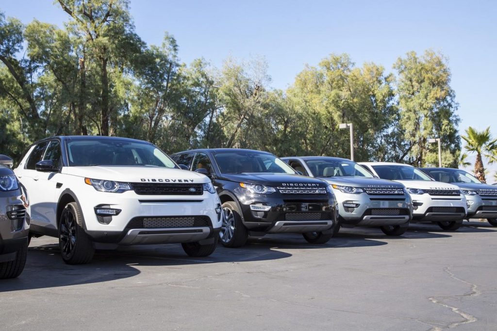 hd-land_rover_discovery_sport_launch_edition_aux_usa_1-3