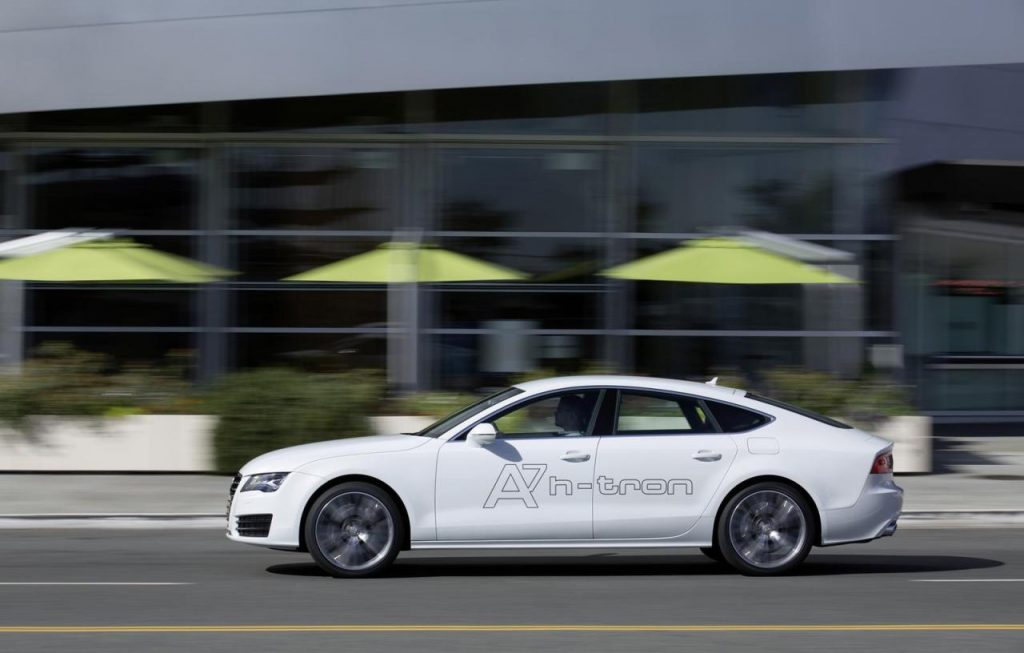 hd-los_angeles_2014_audi_a7_sportback_h_tron_quattro_1-21