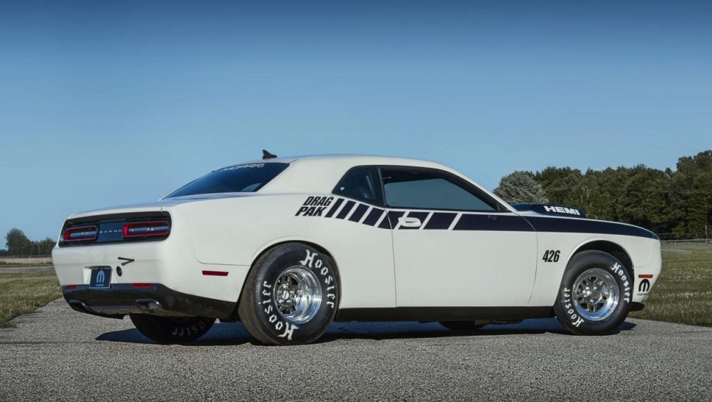 hd-mopar_lche_la_dodge_challenger_drag_pak_1-9
