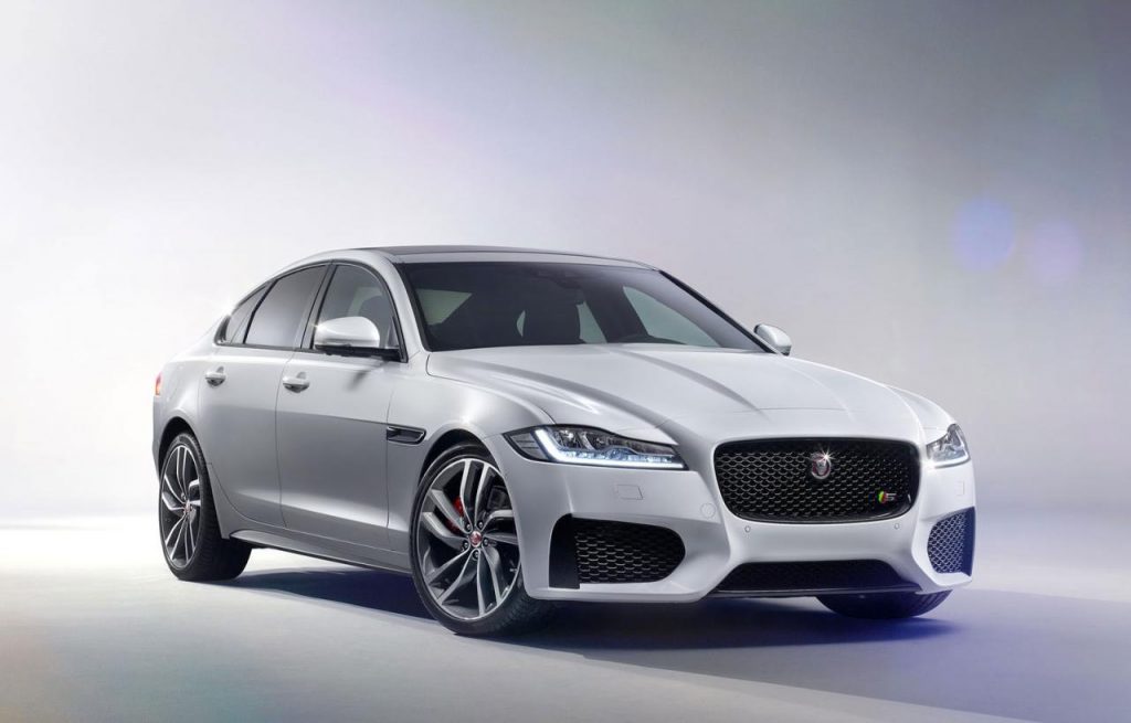 hd-new_york_2015_jaguar_xf_1-13