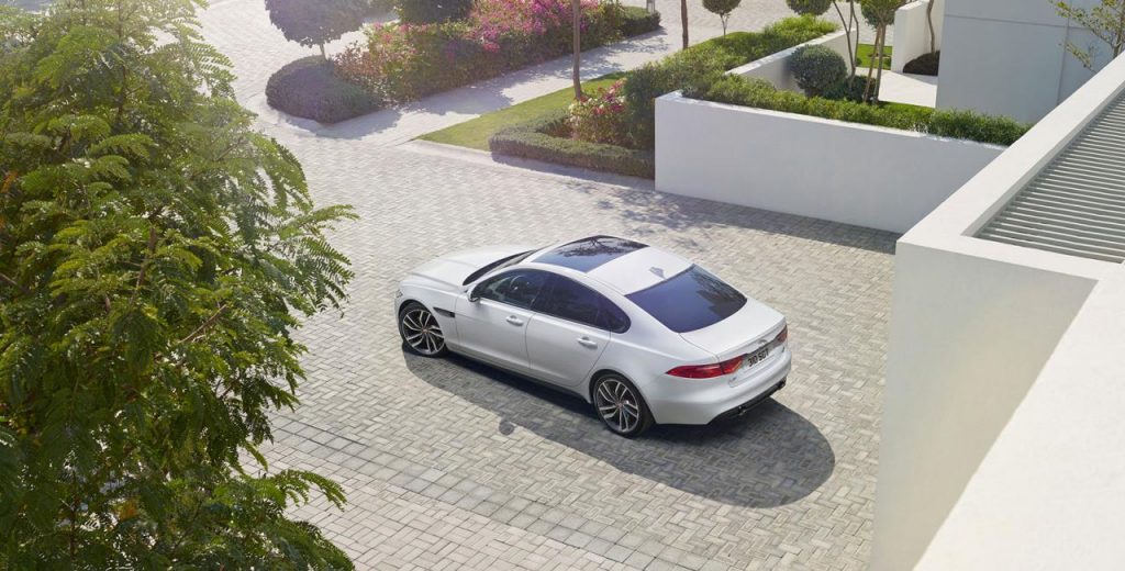 hd-new_york_2015_jaguar_xf_1-8