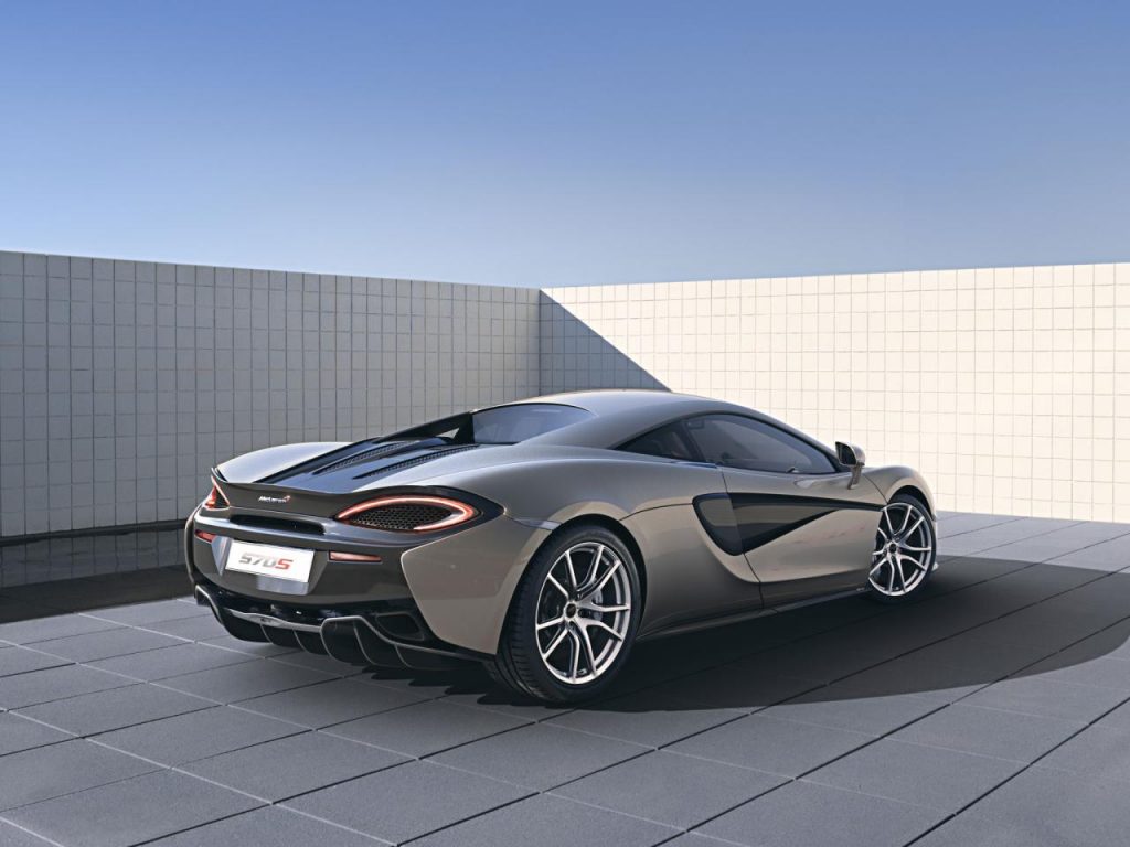 hd-new_york_2015_mclaren_570s_coup_1-17