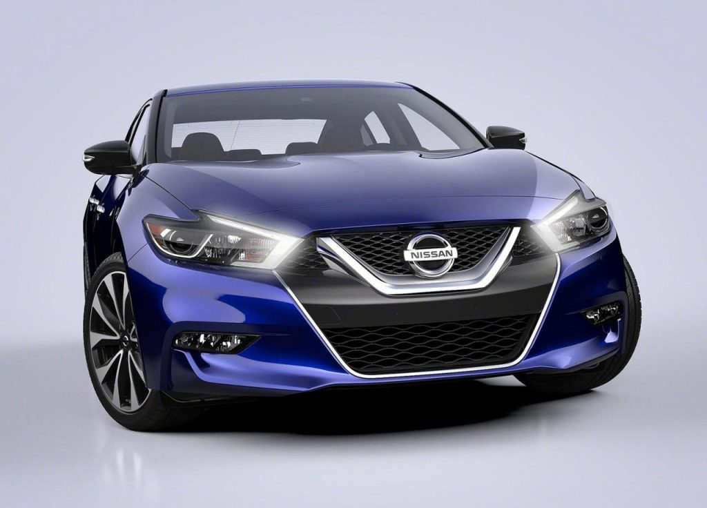 hd-new_york_2015_nissan_maxima_1-15