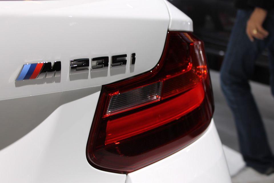 hd-paris_2014_live_bmw_m235i_pack_m_performance_1-15