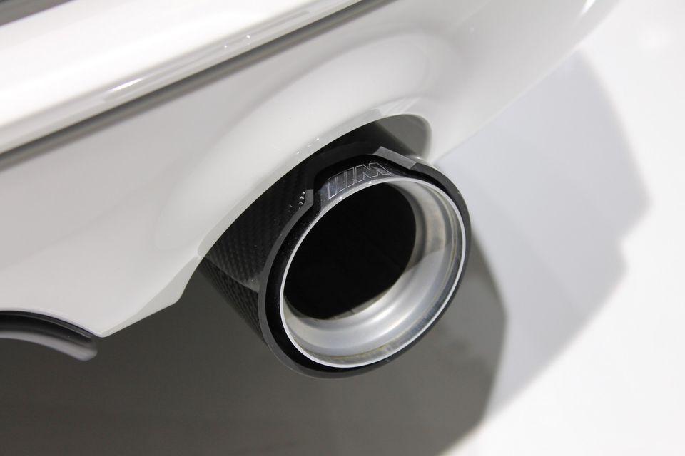 hd-paris_2014_live_bmw_m235i_pack_m_performance_1-2