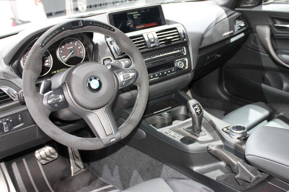 hd-paris_2014_live_bmw_m235i_pack_m_performance_1-5