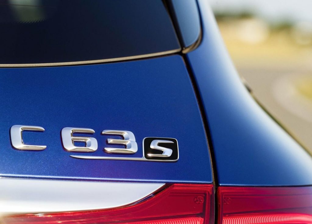 hd-paris_2014_mercedes_amg_c63_2-3