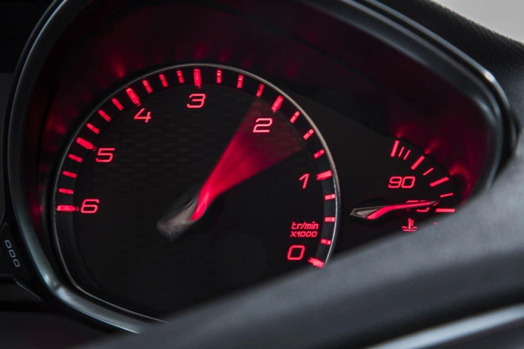 hd-paris_2014_peugeot_308_gt_1-31