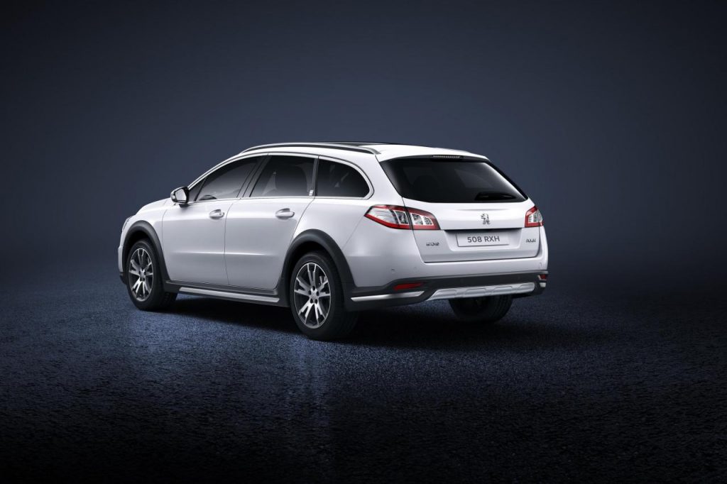 hd-paris_2014_restylage_pour_la_peugeot_508_1-16