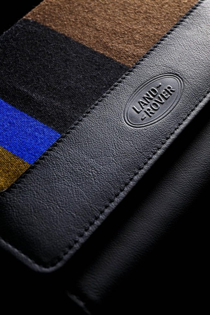 hd-paul_smith_et_le_land_rover_defender_1-12