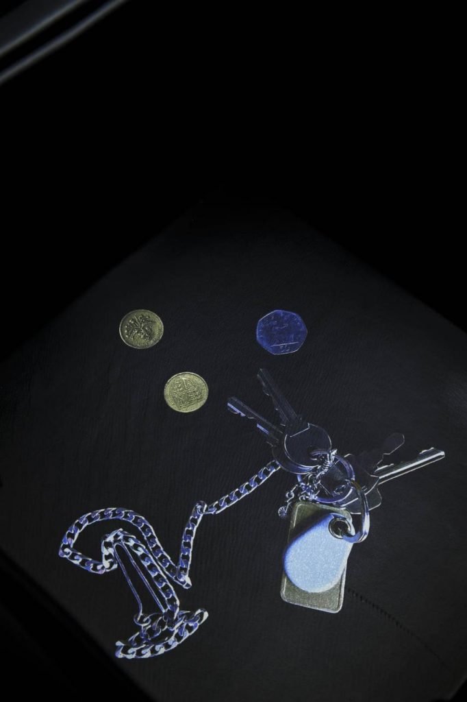 hd-paul_smith_et_le_land_rover_defender_1-19