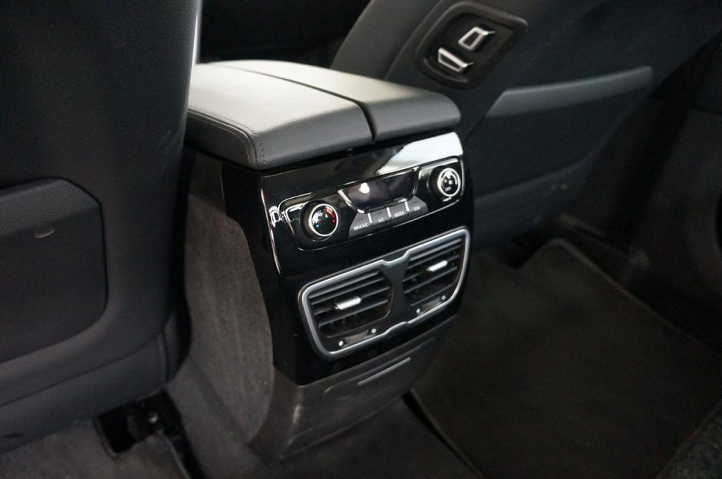 hd-shanghai_2015_live_geely_1-18