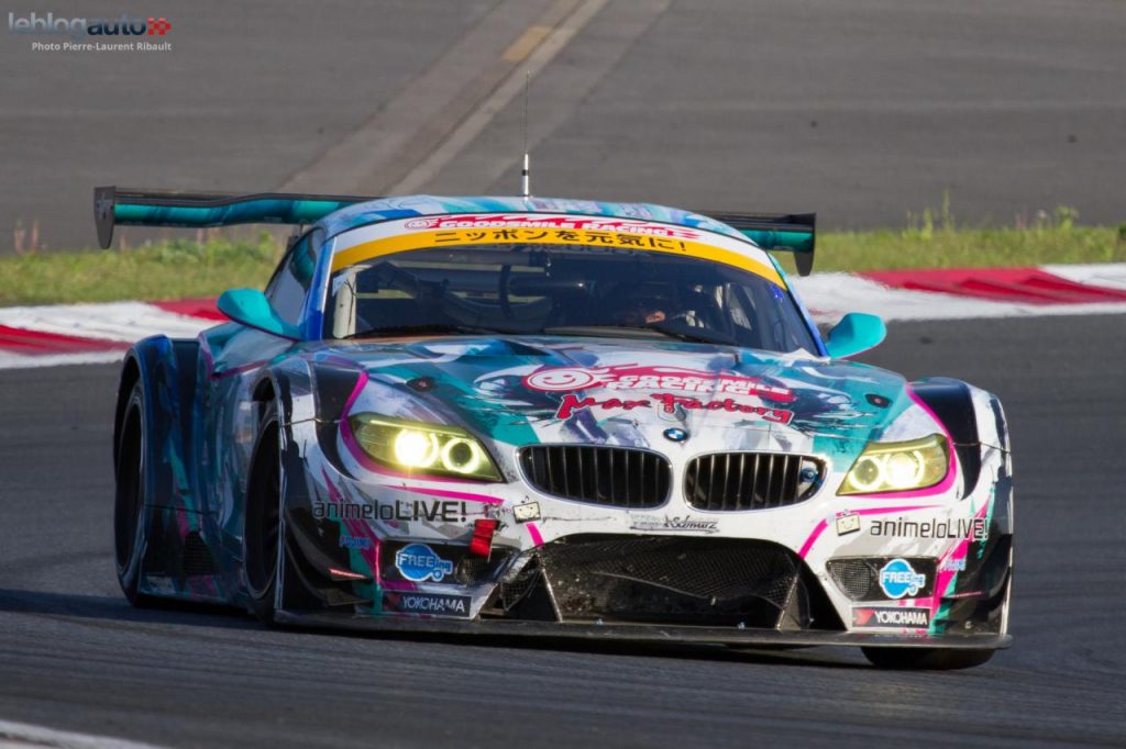 hd-super_gt_2014_2_oliveira_masuda_tiennent_bon_jusqu_au_bout_fuji_1-7