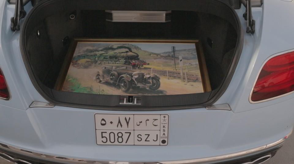 hd-une_bentley_continental_face_au_train_des_dunes_1-4