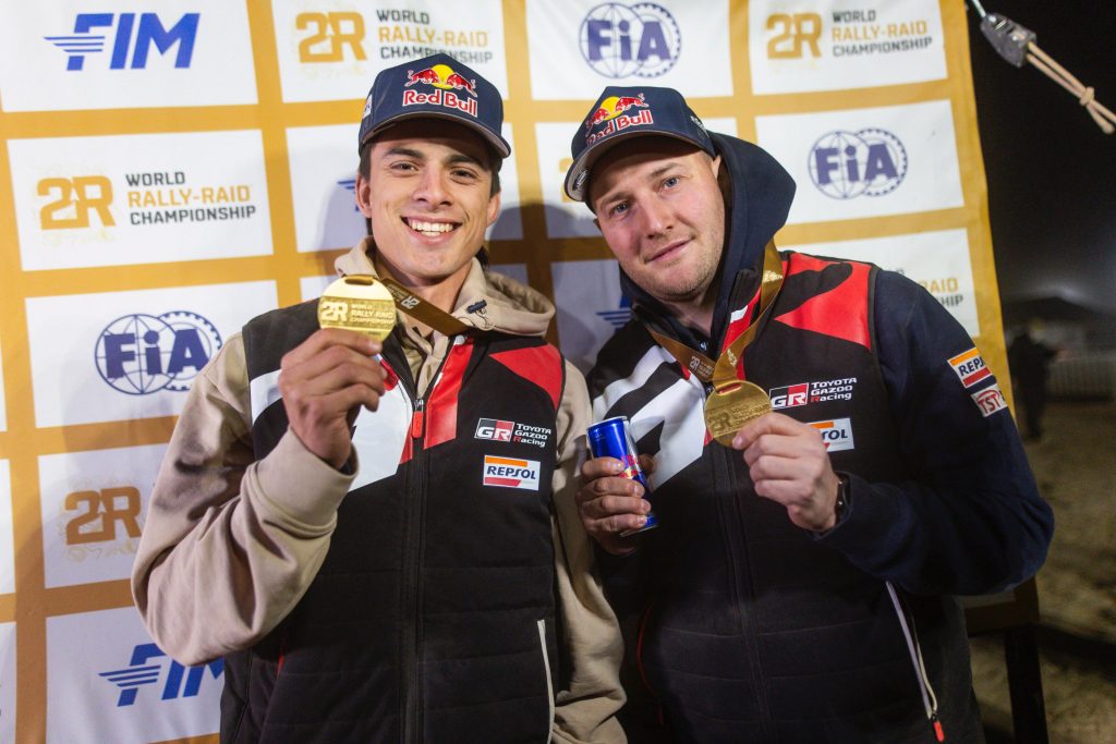 Dakar 2025 ES1 : Chicherit pensait avoir gagné Seth Quintero et Dennis Zenz célèbrent leur victoire sur l'étape 1 du Dakar 2025