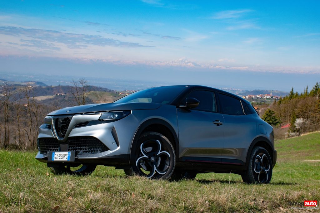Essai Alfa Romeo Junior Ibrida Q4 145CV Alfa Romeo Junior Ibrida Q4
